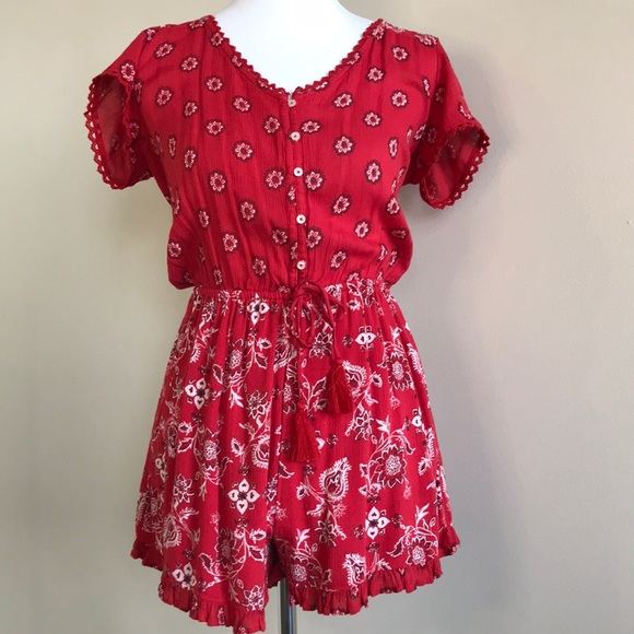 Hollister Pants - NWT Hollister Short Sleeve Romper